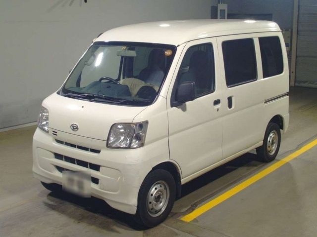 18247 DAIHATSU HIJET VAN S321V 2015 г. (TAA Yokohama)